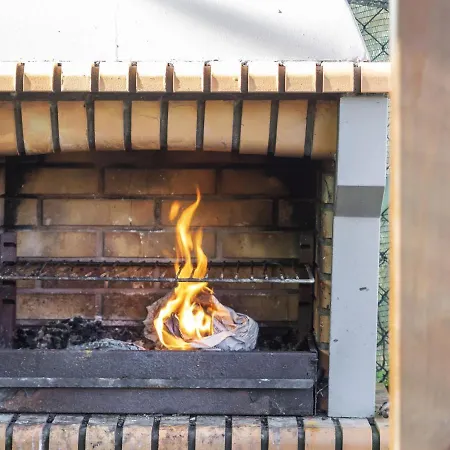 Ferienhaus Comfortable Holiday In With Barbecue Villanueva de Valdueza